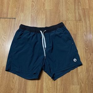 Vuori Kore Shorts Men’s Size Large Blue Liner Activewear Performance Running Gym